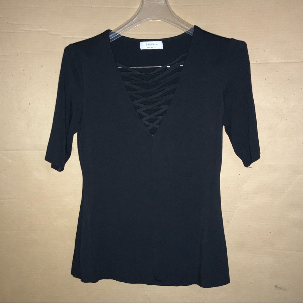 BAILEY 44 duo. EBONY & IVORY. Tank & Blouse. (Bailey2). - Picture 8 of 15